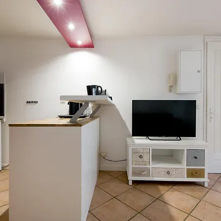 Lejlighed Avec Terrasse En Centre-ville De 3 Etoiles *